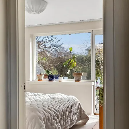 5 Bedroom Beautiful In Dom wakacyjny *