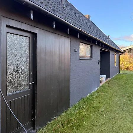5 Bedroom Beautiful In